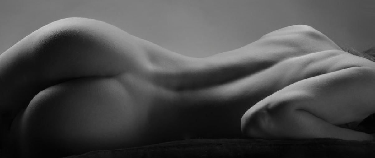 nude00